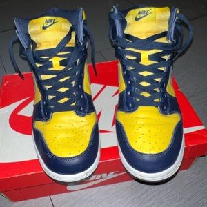 Nike dunk high “Michigan” sz 11